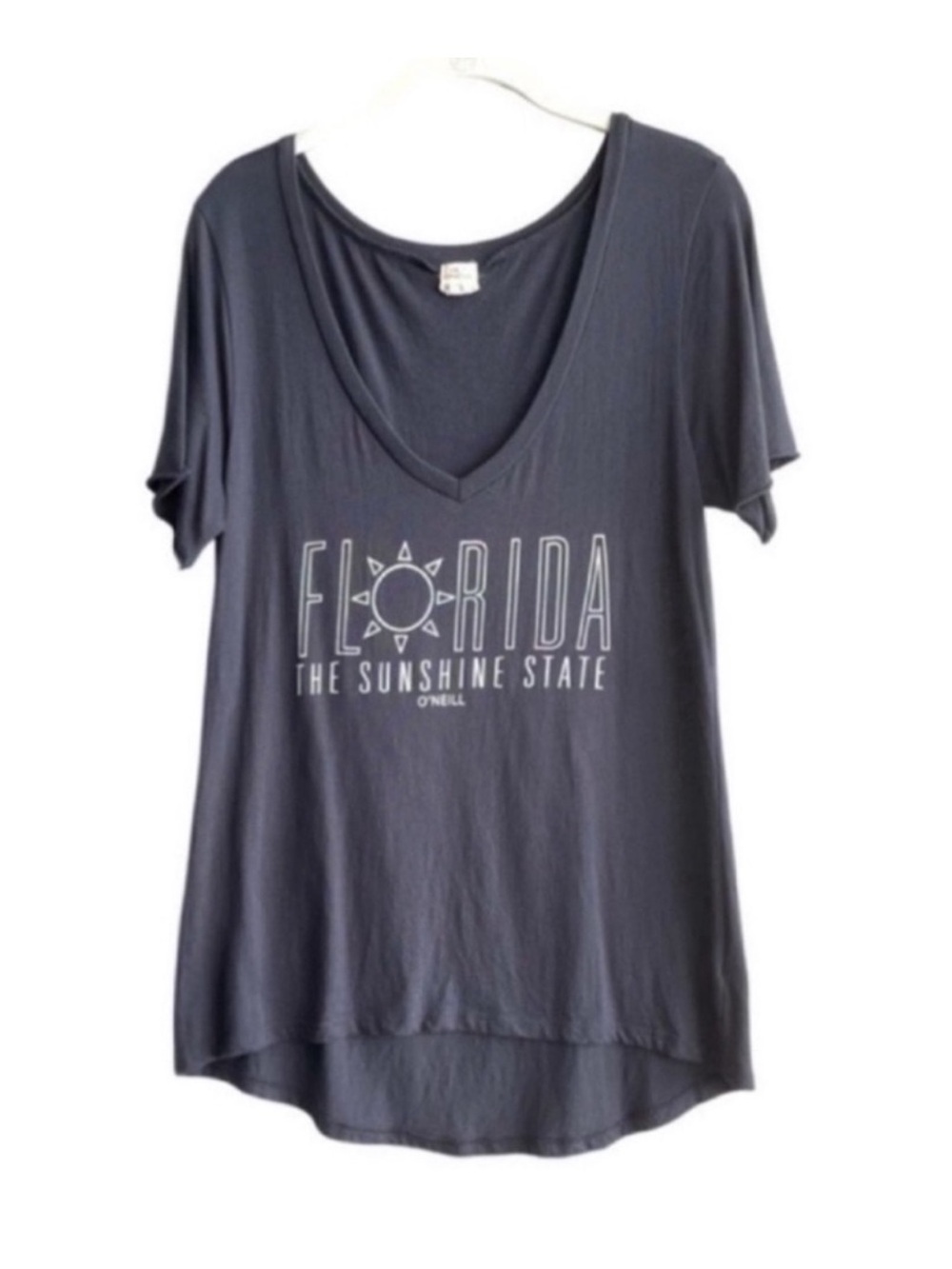 O’Neill Oversized Tee Short Sleeve V-neck Lightweight graphic Gray Pink Size M